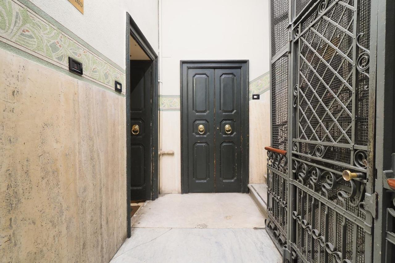Unique Duomo Luxury Property Milan Bagian luar foto