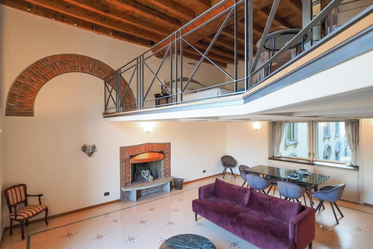 Unique Duomo Luxury Property Milan Bagian luar foto